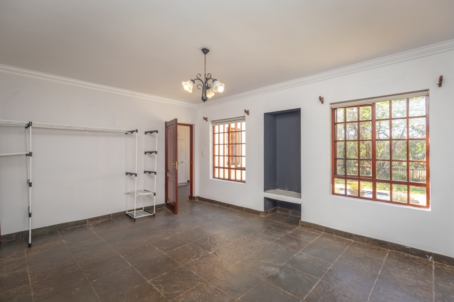 3 Bedroom Property for Sale in The Coves North West